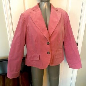 Classy blazer from Nine West in EUC.